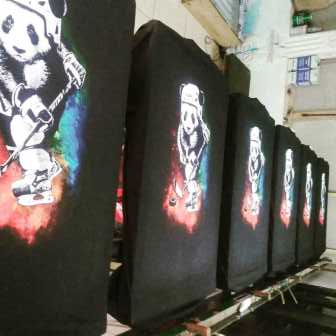 Sablon manual produk Sablon Kaos Cikarang